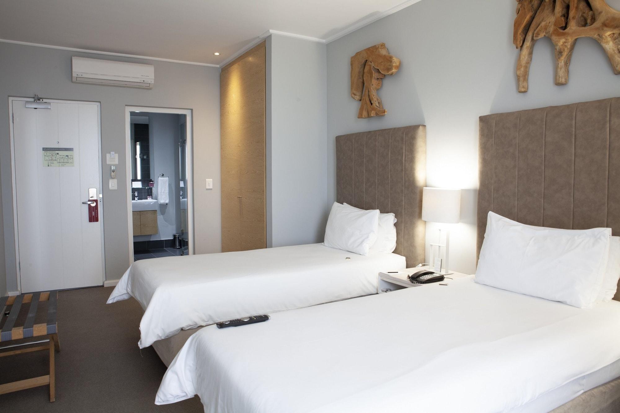 Atlantic Beach Hotel Melkbosstrand Esterno foto