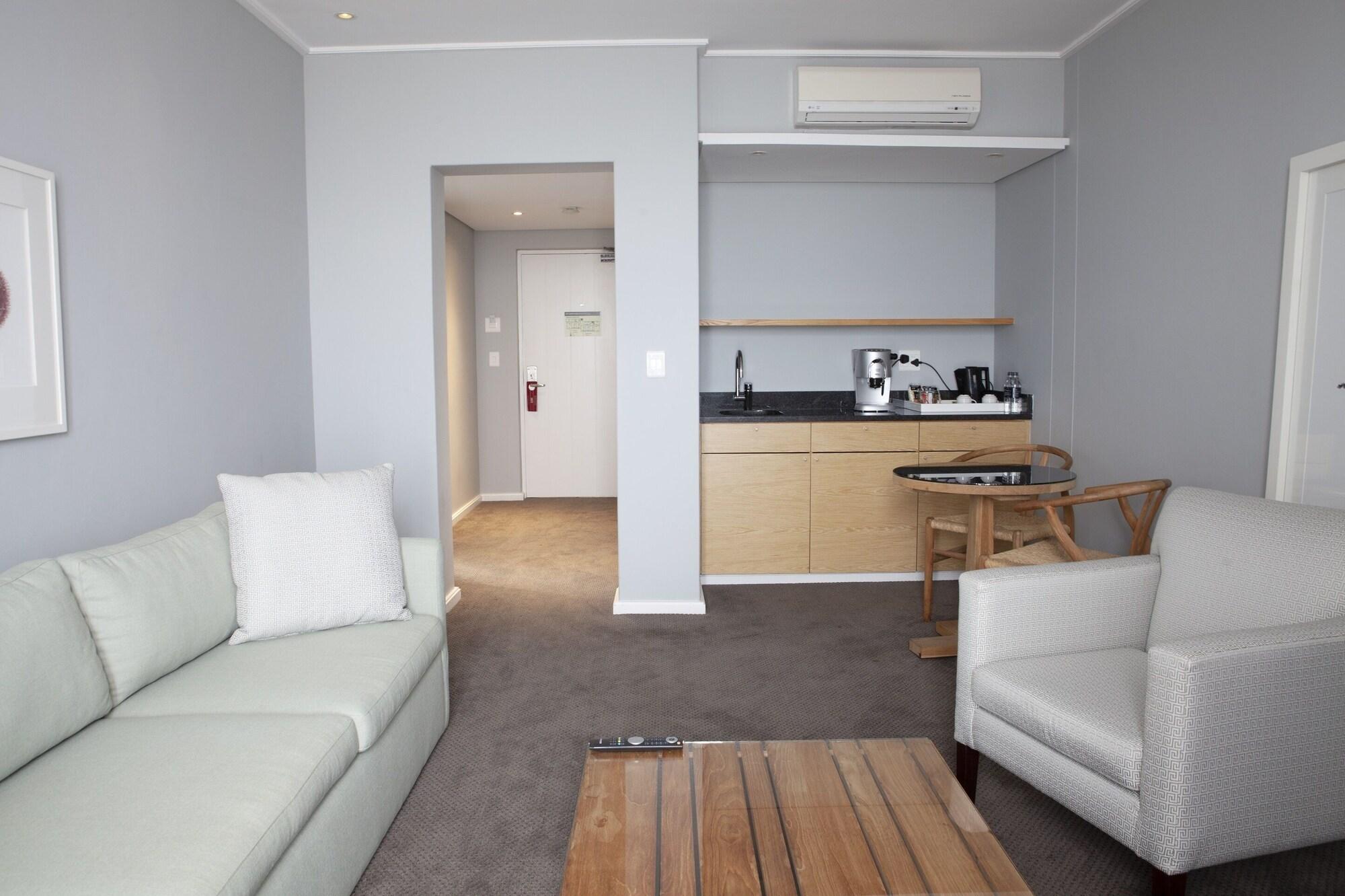 Atlantic Beach Hotel Melkbosstrand Esterno foto